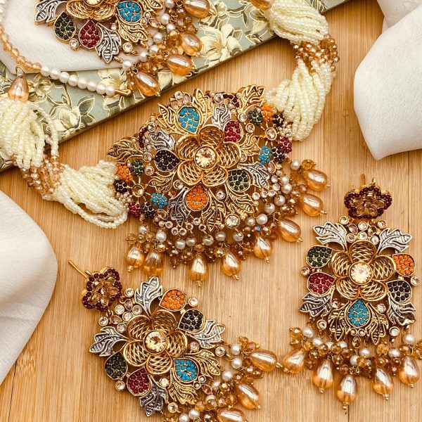 Elevate your style with stunning women’s jewelry