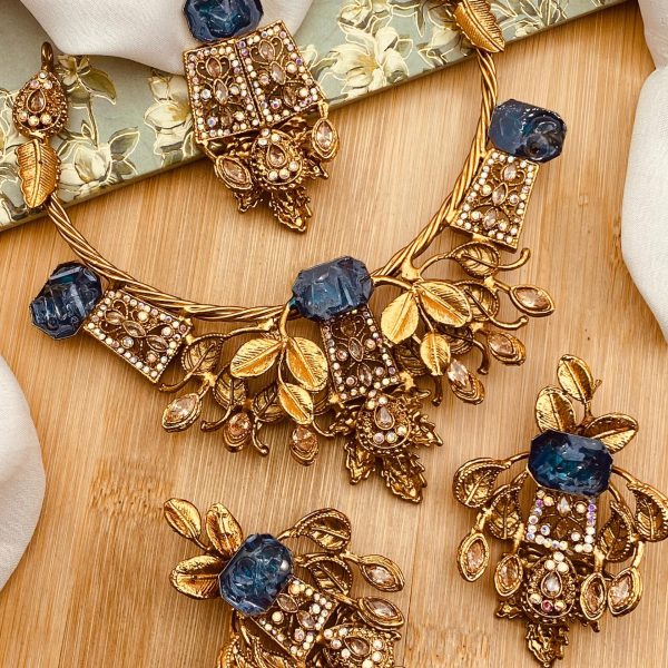 Elevate your style with stunning women’s jewelry